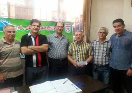 بازیکنان و کادر فنی پدیده قراردادهایشان را ثبت کردند