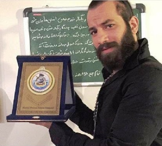 محسنی////////هدیه ارتش جمهوری اسلامی به امیر تتلو +عکس