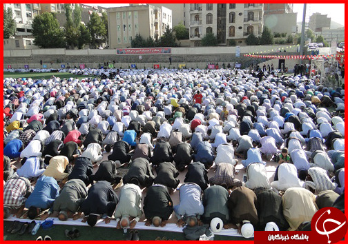 اقامه نماز باشکوه عید سعید فطر در رودهن به روایت تصویر