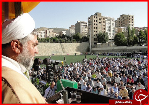 اقامه نماز باشکوه عید سعید فطر در رودهن به روایت تصویر