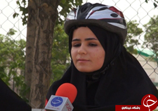 ثبت رکورد ملی، روی اسکیت، با چشمان بسته!