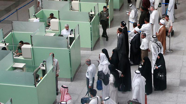 در گوشیمجازات ۲ پلیس سعودی