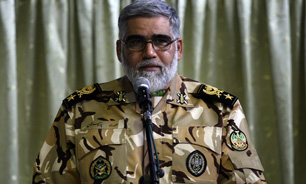 مراسم گرامیداشت شهدای دانشگاه افسری امام علی (ع) آغاز شد