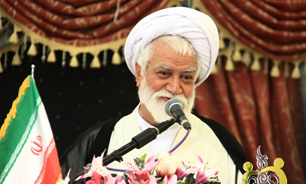 ملت ایران از خطوط قرمز در مذاکرات هسته ای عبور نمی کند