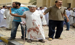 لحظه ورود عامل انتحاری حمله به مسجد کویت + فیلم و تصاویر