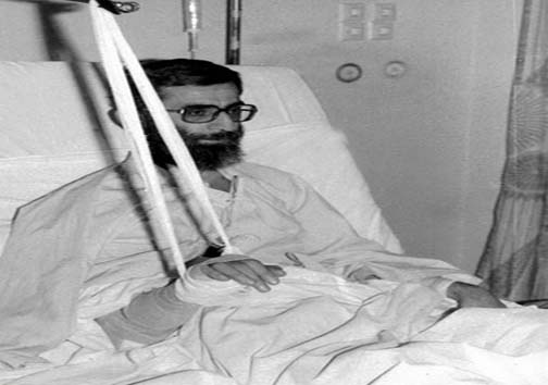 ترور نافرجام رهبری، 34 سال بعد