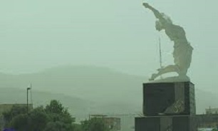 ریزگردها هوای آسمان کردستان راغبارآلودکرد/ افزایش میزان ذرات PM2.5 درهوا