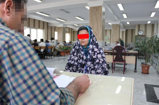 قاتل: شوهرم گوشی همراهش را نداد، او را کشتم