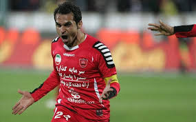 نوروزی با پرسپولیس تمدید کرد