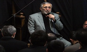 مناجات‌خوانی "منصور ارضی" در شب یازدهم رمضان 94 + صوت