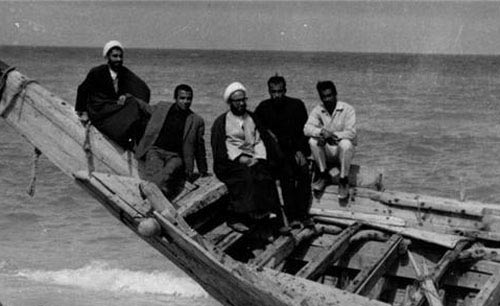جوانی آیت&zwnj;الله مکارم شیرازی از کنار دریا تا کنار غار حرا + تصاویر
