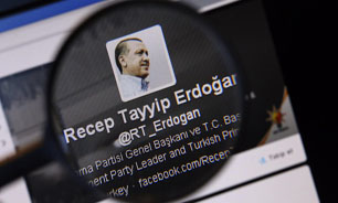 اخراج روزنامه نگار معروف ترک در‌پی انتقاد از اردوغان
