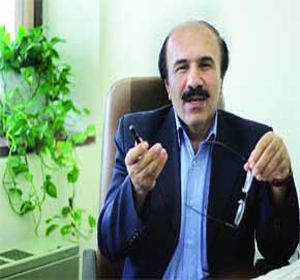 جشنواره آئینی و سنتی باید به جریانی برای پویای تئاتر ایرانی منجر شود