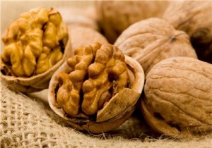 پیش بینی برداشت 1100 تن گردو از باغ های رامیان