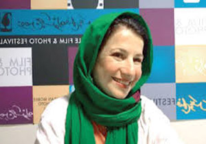 لیلی رشیدی زنگ آیین افتتاح نمایش «آقای هیچکس» را می‌زند