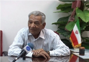 کلنگ طلایی در شکارگاه خسرو