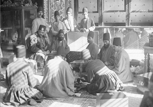 جلسه اقتصادی ناصرالدین&zwnj;شاه+ عکس