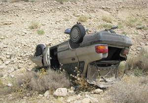 پنج مصدوم در واژگونی خودروی پراید