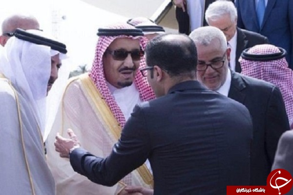 توجیه عجیب مقام مغربی پس ازبوسیدن شانه شاه سعودی