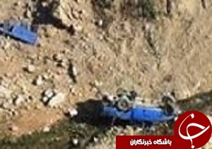 دو کشته براثر سقوط یک دستگاه نیسان به ته دره در قزوین