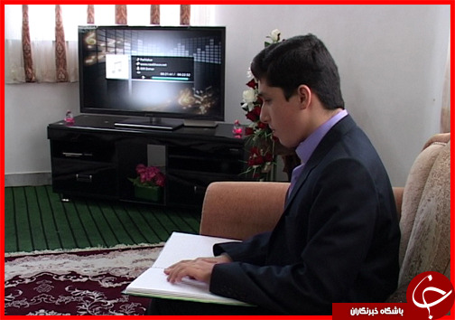 دست&zwnj;هایی که قرآن می&zwnj;خوانند