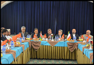 حضور مدیر کل میراث فرهنگی در نشست استاندار یزد با سفیر عمان