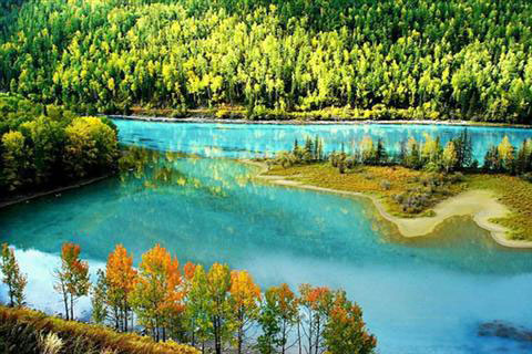 دریاچه ای به زیبایی چین + عکس  .//////در حال