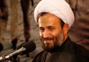 پناهیان: شارژر باطری وجود انسان، خود خداست/ آدم از غذا کمتر انرژی می‌گیرد تا از ذکر