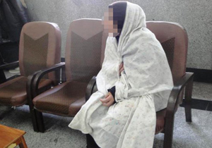 خانم خوشتیپ به تنهایی 200 میلیارد از طلافروشان اصفهان کلاهبرداری کرد خانم خوشتیپ به تنهایی 200 میلیارد از طلافروشان اصفهان کلاهبرداری کرد