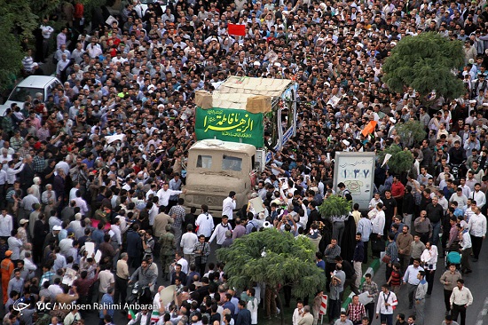 وداع باشکوه و متفاوت با 13 شهید خط شکن گمنام در مشهد + تصاویر