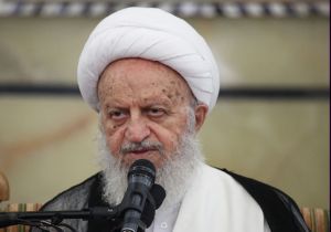 آوردن کودکان به مسجد مکروه نیست بلکه واجب است