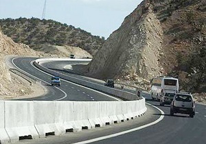 کاهش تصادفات با اصلاح نقاط حادثه خیز را ه‌ها