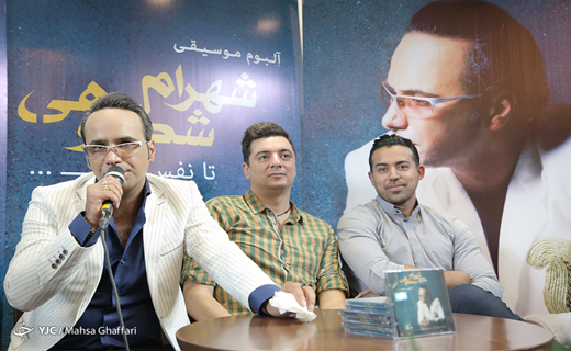 امضا کاری خود را در آلبوم جدیدم حفظ کردم