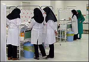 تعرفه‌ی خدمات پرستاری در منزل به شورای عالی بیمه رفت