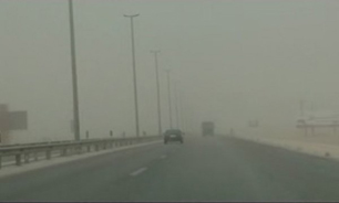 بارش باران در محورهای اصفهان و فارس