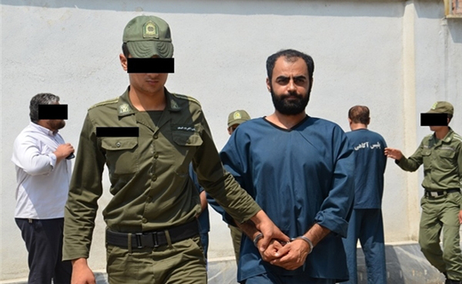 خون آشام&zwnj;های شمال کشور به قتل 13 شهروند اعتراف کردند/ابروهای جوگندمی تنها سرنخ پلیس بود/قاتلان با کوچکترین فرصت افراد را می&lrm;کشتند