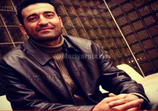 ادای احترام علی کریمی به ستاره سابق فوتسال