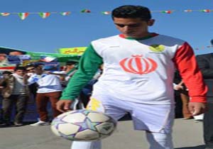 رکوردار یزدی درانگلستان رکورد می زند