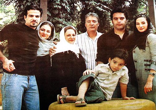 خانواده ناصر حجازی در یک قاب+ عکس