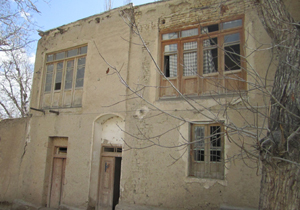 شروع مرمت خانه رئیس زاده شهر نیاسر