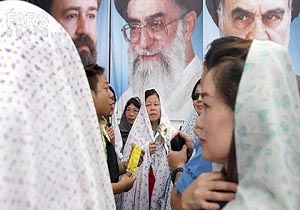 تجربه خاص دختران خارجی در چادر سرکردن
