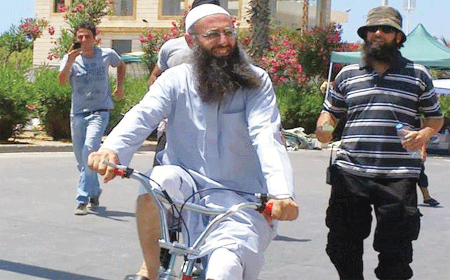 تصاویری دیده نشده از احمد الاسیر
