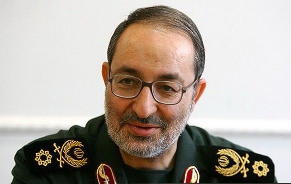 جشنواره اندیشه و قلم ارتش جمهوری اسلامی با حضور سردار جزایری ایران آغاز شد