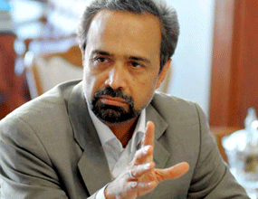 نهاوندیان: ایرانی در هرجای جهان برای حقوق ایران زمین می&zwnj;ایستد