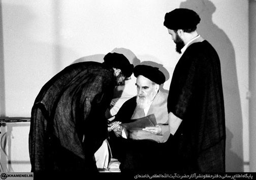 24 تصویر کمتر دیده شده از رهبر انقلاب در دوره ریاست جمهوری ایشان