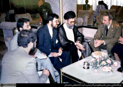 24 تصویر کمتر دیده شده از رهبر انقلاب در دوره ریاست جمهوری ایشان