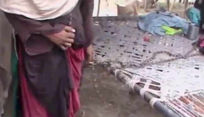 زن فروخته شده پاکستانی از غل و زنجیر آزاد شد