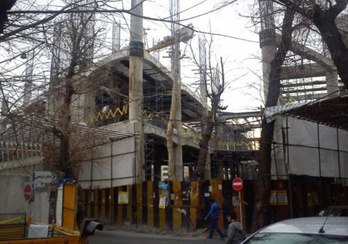 شهری که درختانش سنگ می شوند/ ماجرای پارک ۷ هزار متری که برج شد