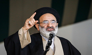 وحدت اصول‌گرایان به نشاط سیاسی جامعه کمک می‌کند/ دو سوم شهرهای کشور فضای مناسبی برای نماز جمعه ندارند