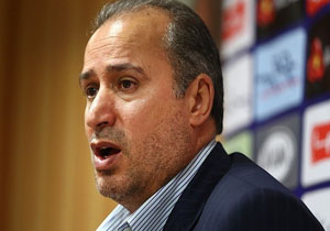 تاج: پرسپولیس لایق این گونه برخوردها نیست